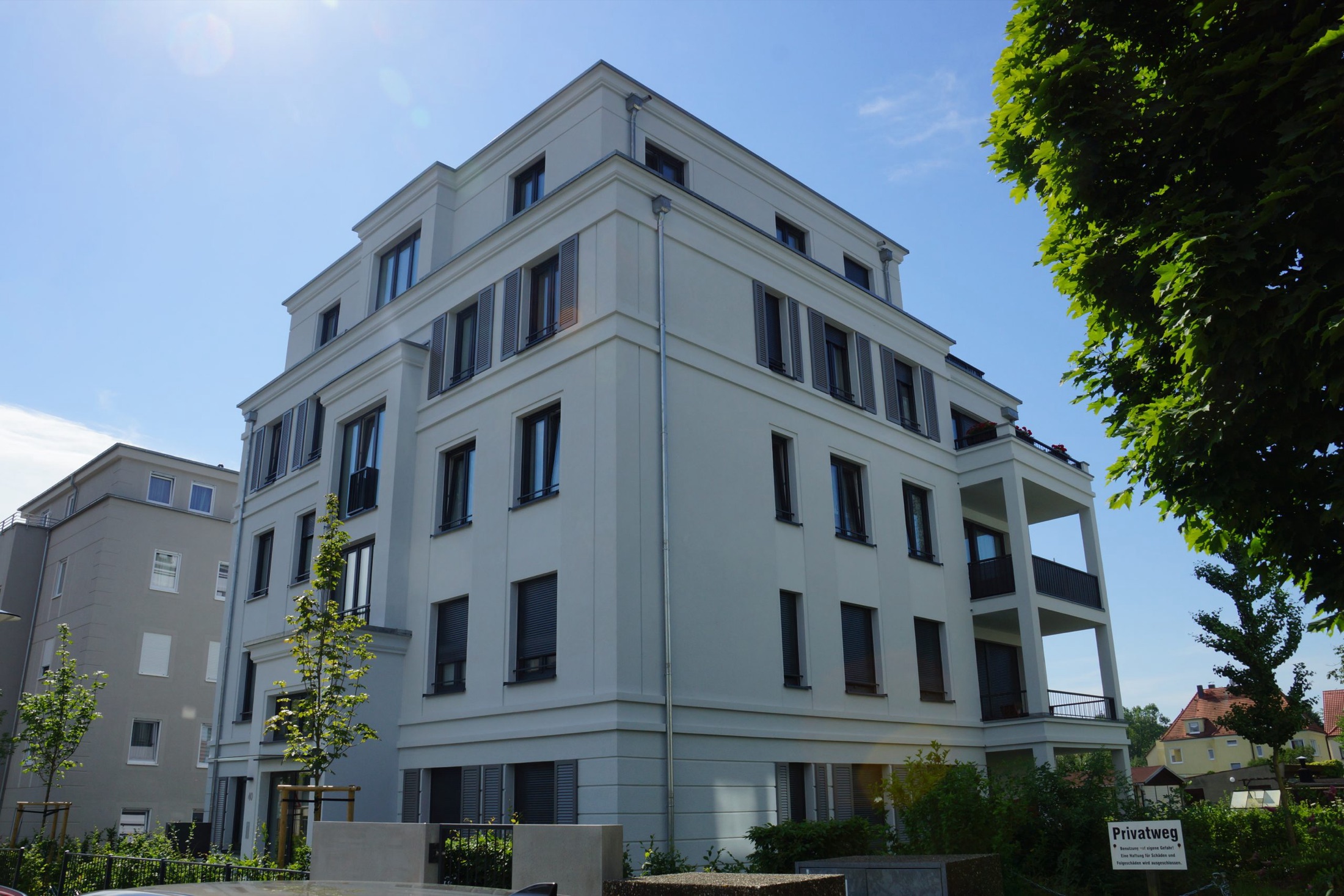 Stadtvilla mit 8 Wohneinheiten – Ansicht 2